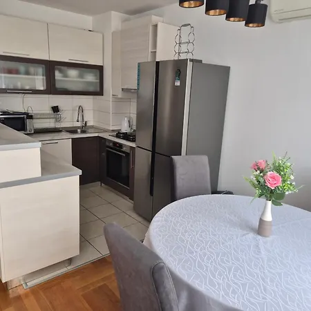 Znjan Apartment *