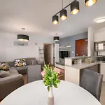 Znjan Apartment