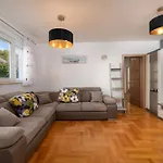 Znjan Apartment *