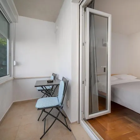 Apartment Znjan