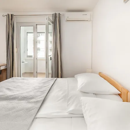 Znjan Apartamento *