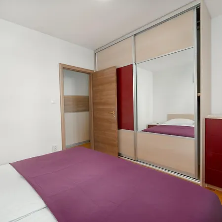 Znjan Appartamento *