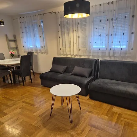 Znjan Apartment *